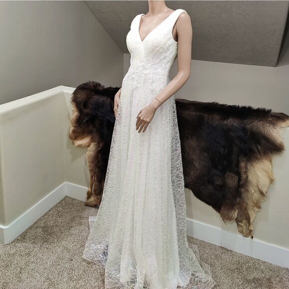 Color Shifting Sequins & Beaded Embroidered Lace Tulle Gown, White Wedding Dress - Picture 5 of 17